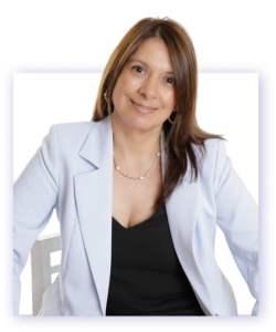 Antonieta Corrales, Cofundadora de ContextoCero, especialista en psicología positiva y coaching ejecutivo para el bienestar organizacional